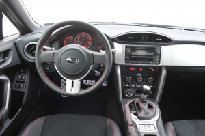 subaru,BRZ,coupé,2012,essai,test,on the road,track,2.0,4 cylindres,200 ch,light,